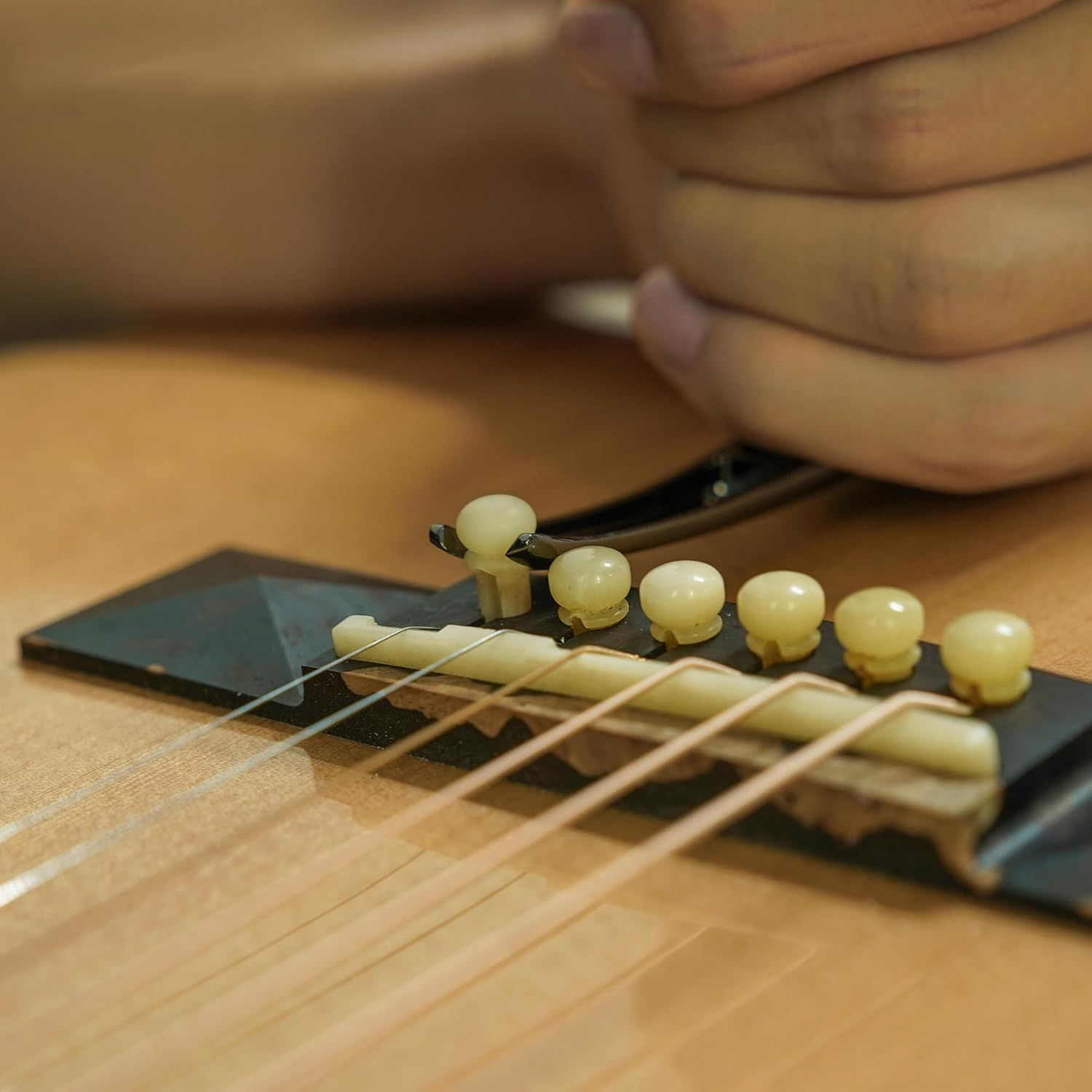 4-in-1 ギターカポ 6 弦アコースティックギターおよび - Electric Guitar Pick Pack のレビューと価格